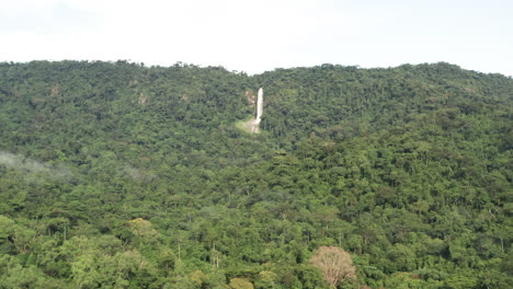 Wasserfall-Am-Mbridge-Fluss-In-Angola-In-Der-Gemeinde-Cuimba,-Afrika--4