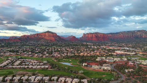 Sedona-Golf-Resort-En-El-Pueblo-De-Oak-Creek-En-El-Condado-De-Yavapai,-Arizona,-Estados-Unidos