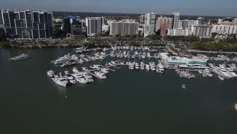 Aerial-view-of-marina-and-condos-in-beautiful-downtown-Sarasota,-Florida