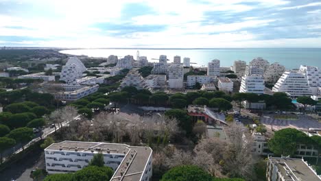 Aerial-establishing-shot-of-the-large-modern-resorts-in-La-Grande-Motte