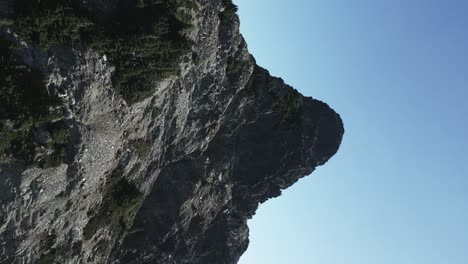 Vertical-video-footage-captured-from-the-Copilot-trail-access-via-gondola-in-Squamish,-BC,-Canada