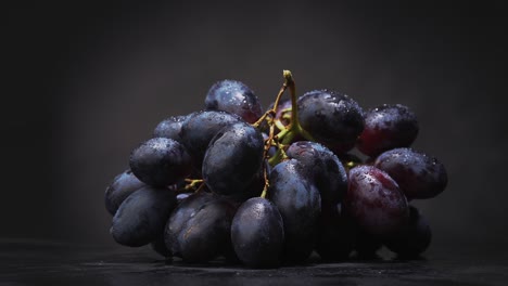 A-rotating-perspective-of-ripe-blueberries,-showcasing-a-close-up-view-of-these-nutritious-berries,-symbolizing-healthy-eating-and-vitamin-rich-nourishment,-ideal-for-vegetarian-diets