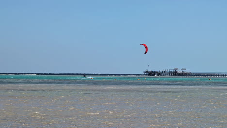 Wind-Kite-Surfen-Wassersport-Rotes-Meer-Tageszeit-Aktivität-Hurghada-Ägypten