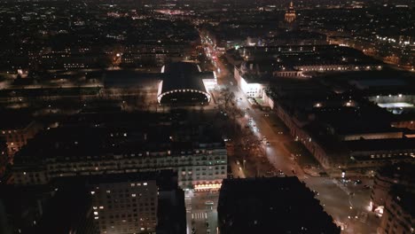 Paris-Bei-Nacht,-Frankreich.-Luftaufnahme-Vorwärts