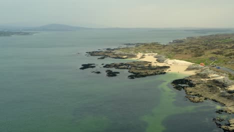 Hohe-Luftaufnahme-Am-Coral-Beach.-Connemara,-Irland