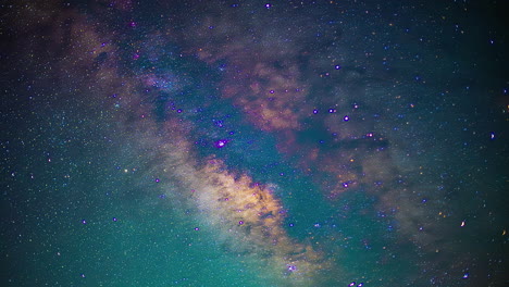 Timelapse-De-La-Vía-Láctea.-Noche-Estrellada-En-El-Cielo-Despejado