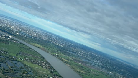 Vista-Aérea-De-La-Ciudad-De-Burdeos-Y-El-Río-Garona-En-Francia