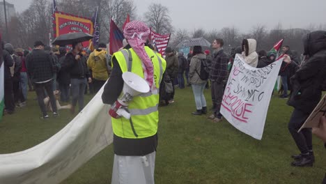 Mohammad-Naveen-Asif-En-La-Protesta-Pro-palestina-En-Glasgow-Green