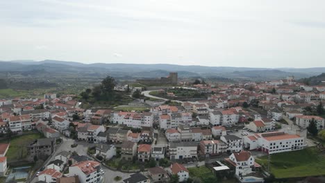 Vista-Aérea-Del-Histórico-Pueblo-Portugués-De-Belmonte