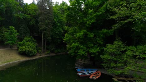 City-Park-Lake-on-Spring-Day