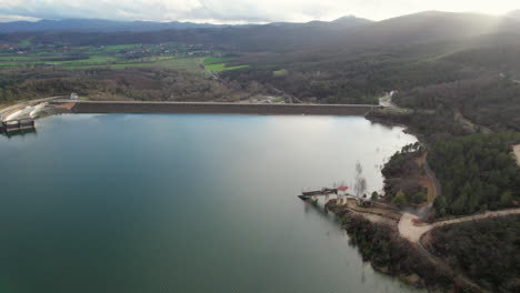 Aerial-Symphonies:-Montedoglio-Dam-and-Lake-in-Harmonious-Flight