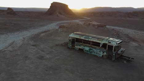 órbitas-Aéreas-Turismo-Bus-Mágico-En-Chile-Alto-Altiplano-Desierto-De-Atacama