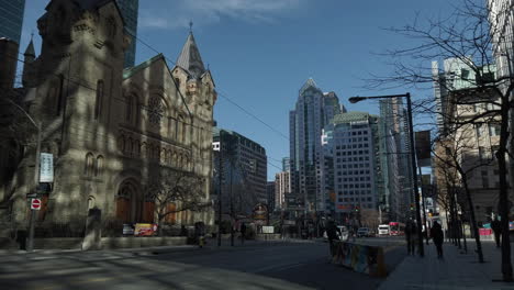Wide-shot-of-urban-atmosphere-on-King-Street-in-Toronto