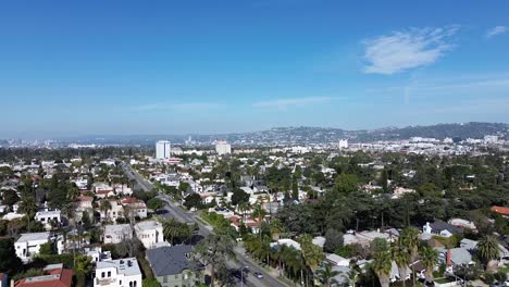 Aerial-push-in-drone-shot-over-LA-neighborhood-Larchmont
