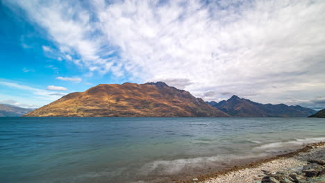 Lake-Wakatipu-inland-finger-lake-in-the-South-Island-of-New-Zealand---beachside-time-lapse