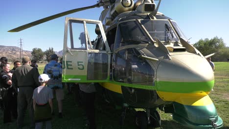 último-Helicóptero-Del-Sheriff-Preparándose-Para-Partir