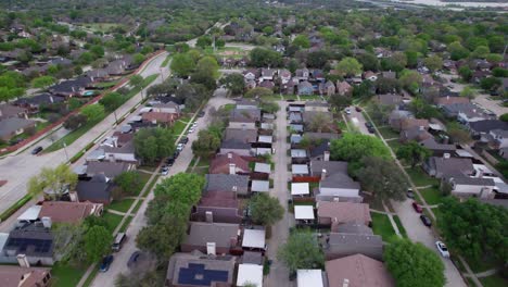 Este-Es-Un-Video-Aéreo-De-Un-Barrio-En-Lewisville-Texas