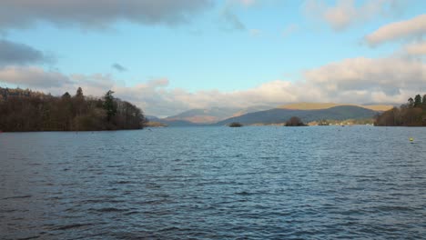 Beautiful-panoramic-image-in-the-late-afternoon-at-Lake-Windermere-in-England