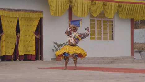 Este-Es-Un-Festival-Budista-Tradicional-Que-Se-Celebra-Cada-Año-En-El-Monasterio-De-Pedong.