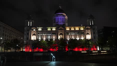 Liverpool,-England-UK,-Port-of-Liverpool-Building,-Historic-Landmark-in-Lights-at-Night