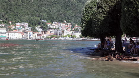 Como,-Italy---after-heavy-rains-the-lake-flooded-and-covered-the-city-center-in-Como