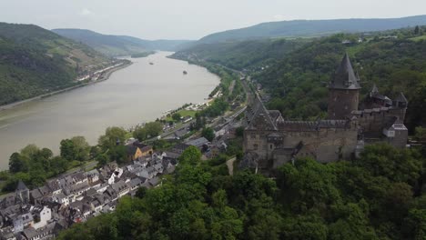 Hilltop-Stahleck-Castle-Overlooking-Rhine-Valley,-Static-Aerial