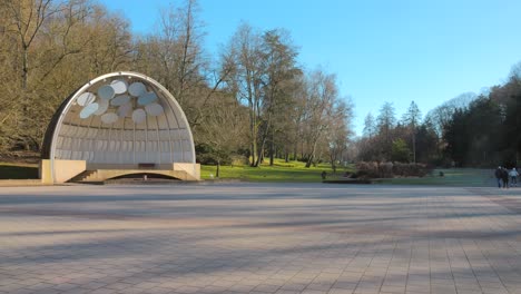 Sights-In-The-German-French-Garden-In-Saarbrucken,-Saarland,-Germany