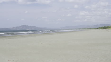 static-shot-of-the-beautiful-canas-island-beach-with-strong-winds