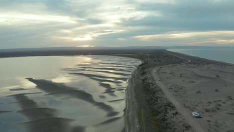 Sunset-aerial-view-of-sand-dunes-and-beaches-of-Baja-California-Sur,-La-Paz