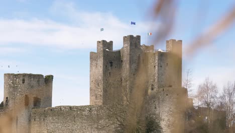 Anglo-Norman-Fortification-Of-Trim-Castle-In-South-Riverbank-Of-Boyne-In-Trim,-County-Meath,-Ireland