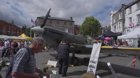 Editorial-video-footage-of-the-Alford-1940s-weekend-event-in-the-sleepy-town-center-of-Alford,-Lincolnshire,-UK