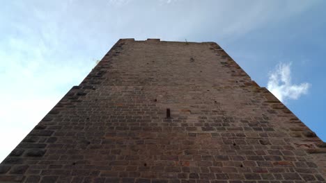 Torre-De-Piedra-De-Los-Tres-Castillos-De-Eguisheim