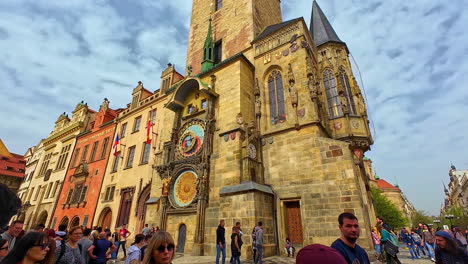 Reloj-Astronómico-Medieval-De-Praga-O-Praga-Orloj-Adjunto-Al-Antiguo-Ayuntamiento