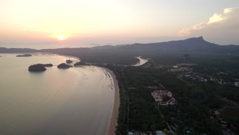 Sunset-in-Ao-Nang-beach,-tourism-in-Thailand