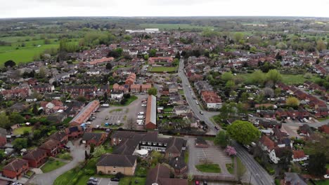 Slow-drone-shot-of-Bungay-in-Suffolk,-UK