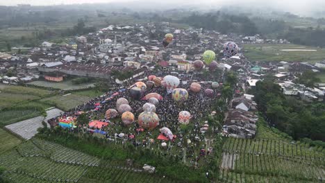 Aerial-view,-hot-air-balloon-festival-in-Kembaran-village,-Wonosobo