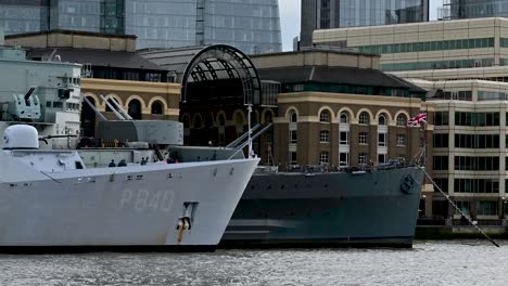 P840,-Hnlms-Junto-A-Hms-Belfast,-Londres,-Reino-Unido