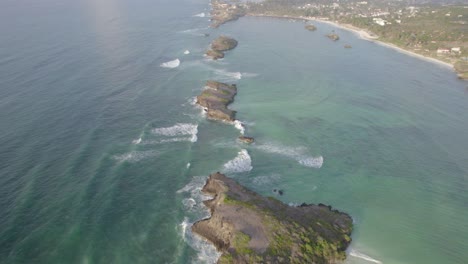 Disparo-De-Un-Dron-Sobre-Las-Siete-Islas-De-Watamu-En-La-Costa-De-Kenia