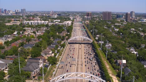 Aerial-view-of-car-traffic-on-59-South-freeway-in-Houston,-Texas