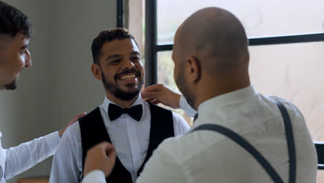 Groom-with-friends