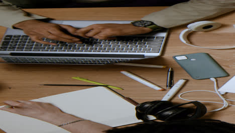 Top-view-of-an-office-table