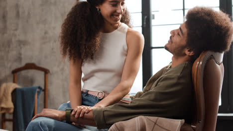 Black-couple-kissing