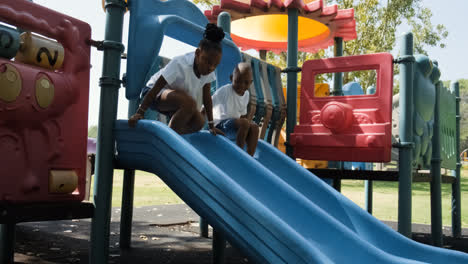 Kids-having-fun-outdoors