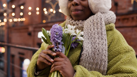 Black-woman-smiling-at-the-camera