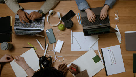 Top-view-of-an-office-table