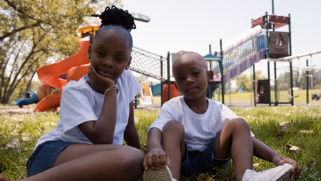 Smiling-kids-at-the-park