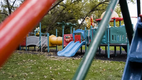 Spielplatz-Im-Park