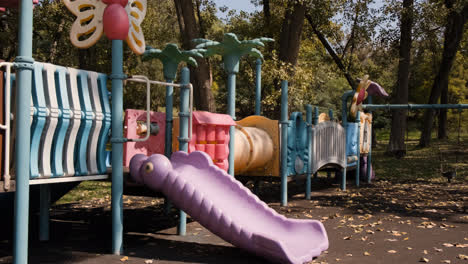 Spielplatz-Im-Park