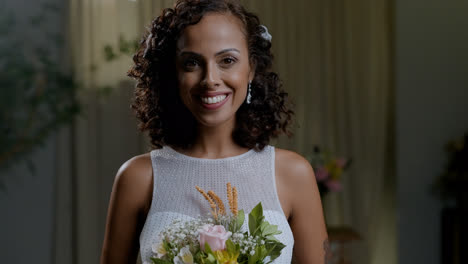 Bride-with-bouquet