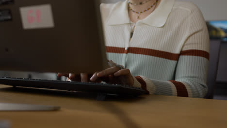 Woman-in-the-office